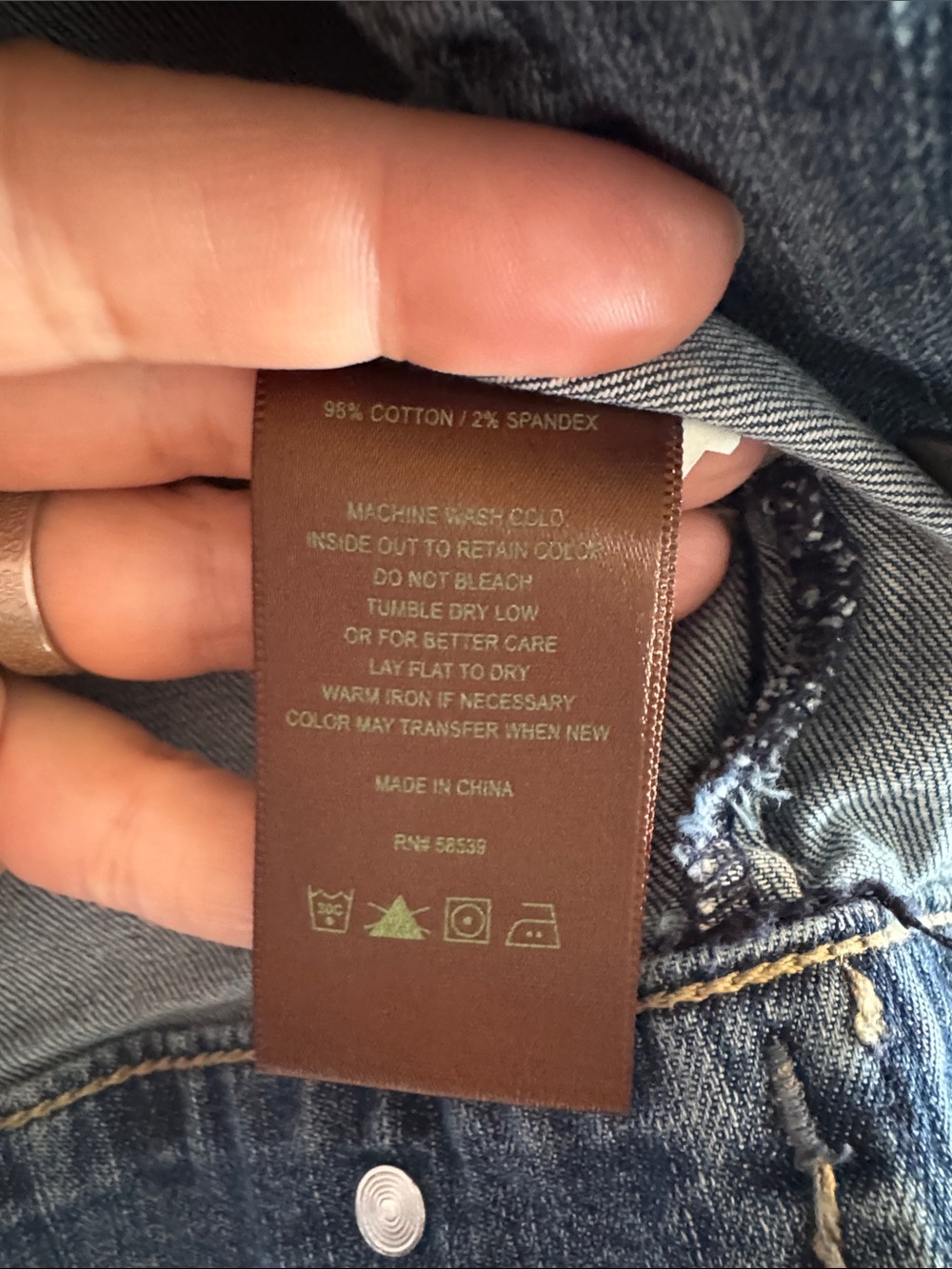 Kut from the Kloth Women's Faded Blue Denim Jacket - Picture 4 of 5
